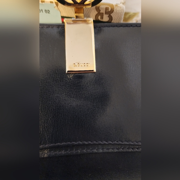 EUC Vintage Gucci Wallet - Picture 10 of 11
